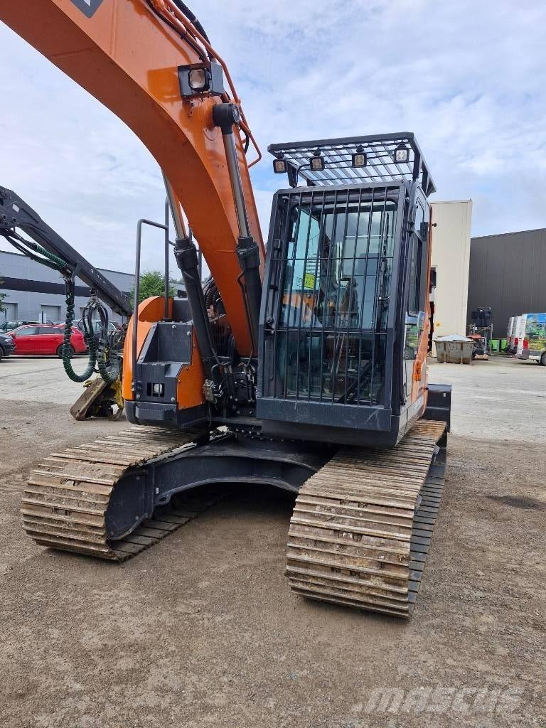 Develon DX 140 LCR-7 Raupenbagger