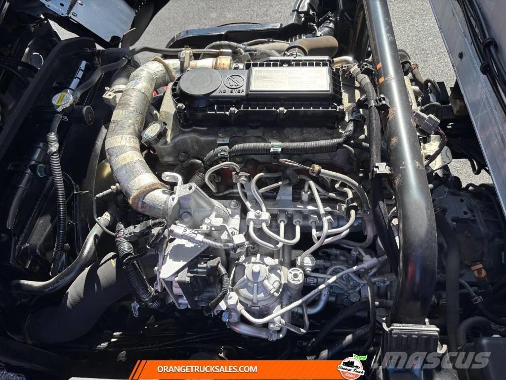 Hino 195 Kühlkoffer