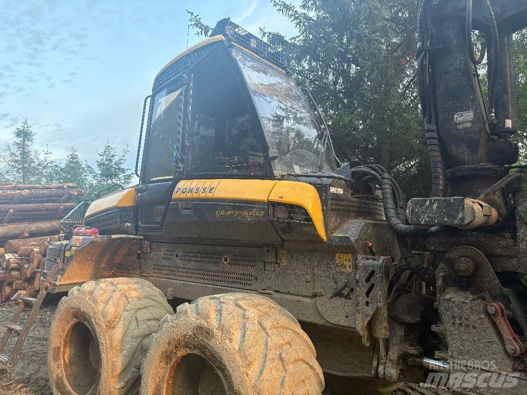 Ponsse Buffalo 8W Forwarder