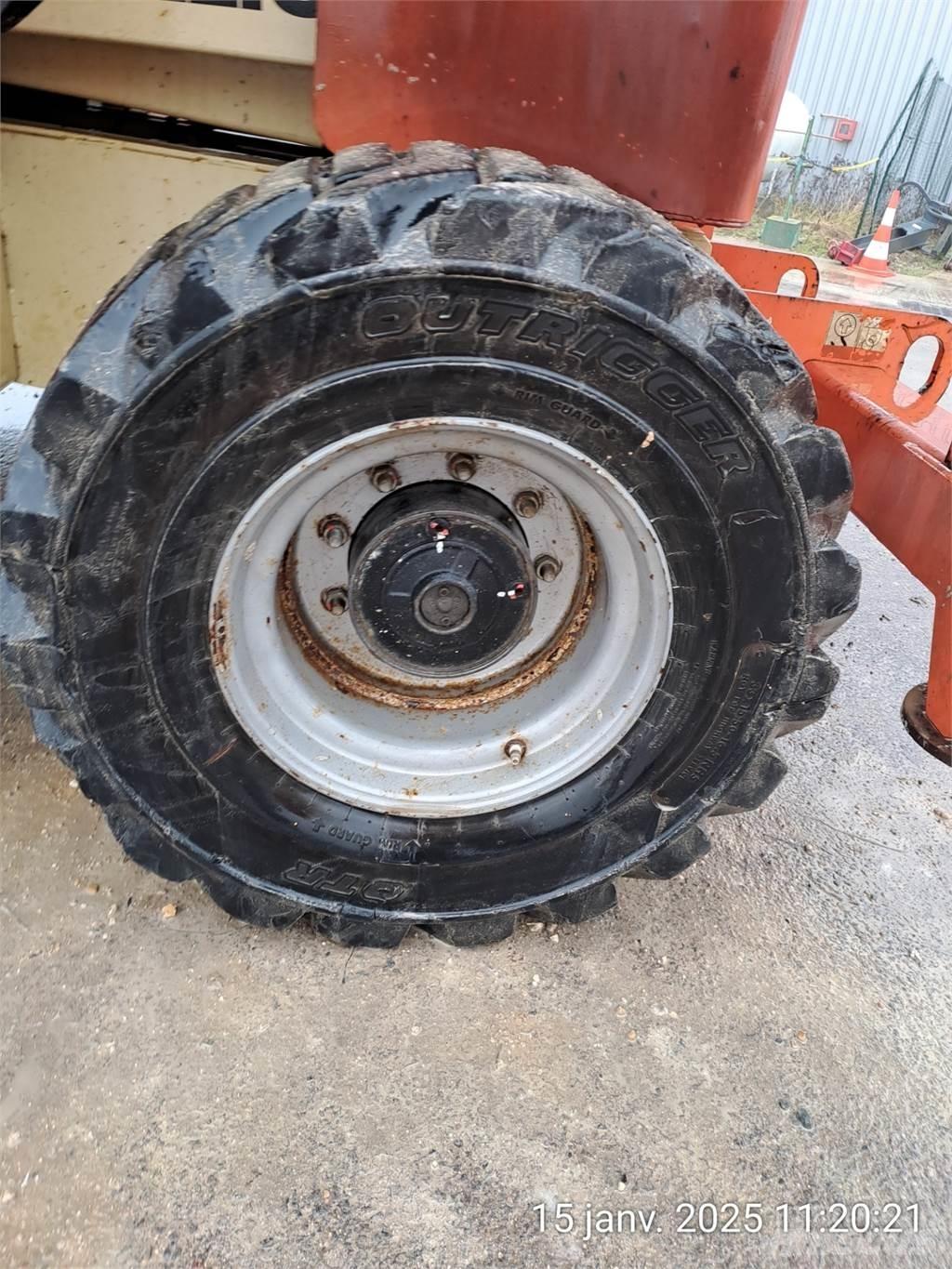 JLG 3394RT Scheren-Arbeitsbühnen