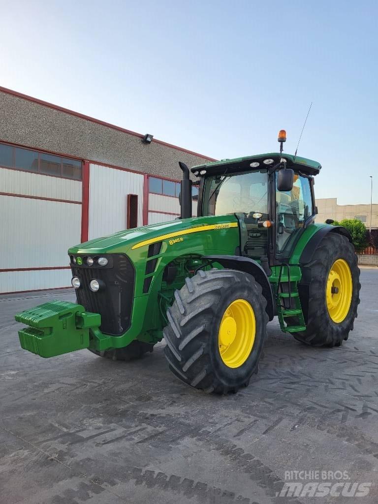 John Deere 8345 R Traktoren