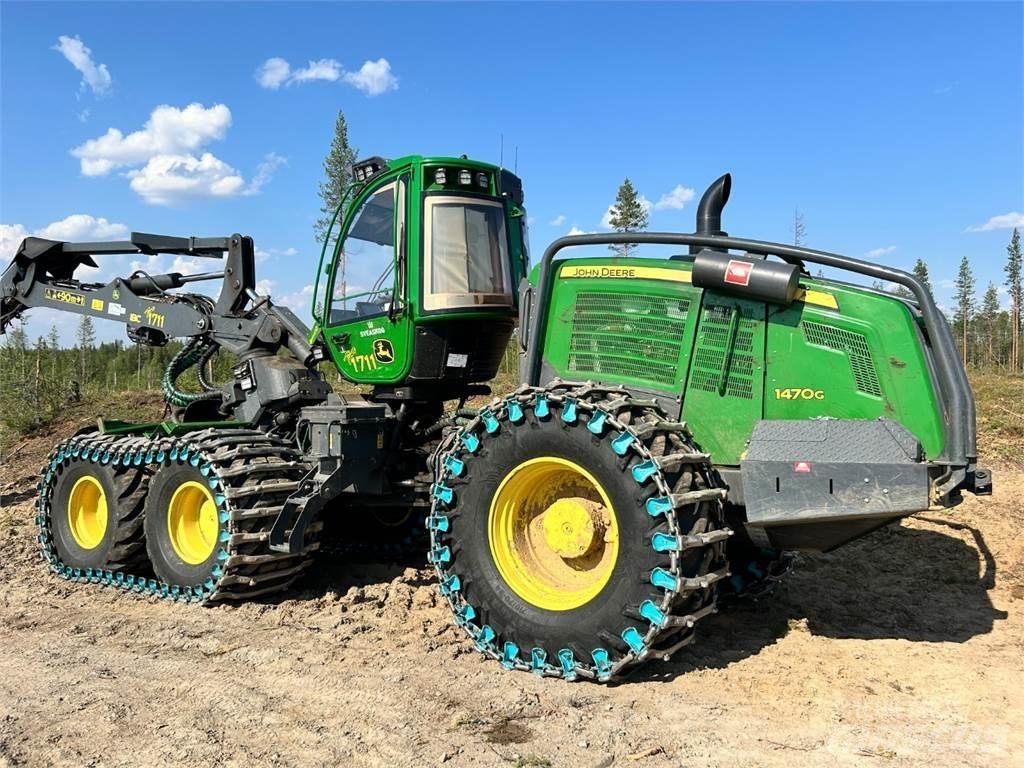 John Deere 1470G Harvester