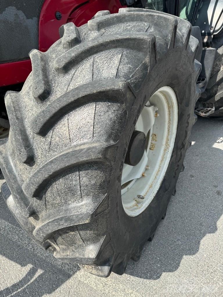 Valtra N141 Advance Traktoren