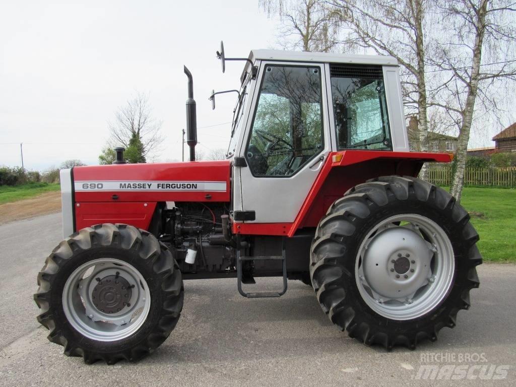 Massey Ferguson 690 Traktoren