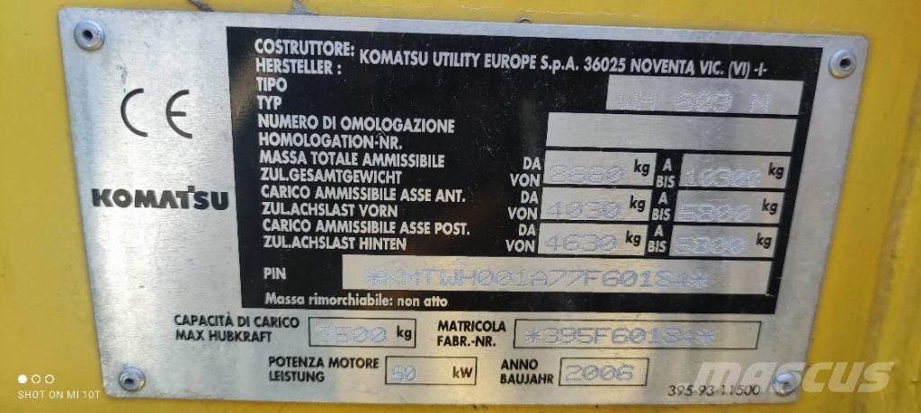 Komatsu WH 609 Teleskoplader