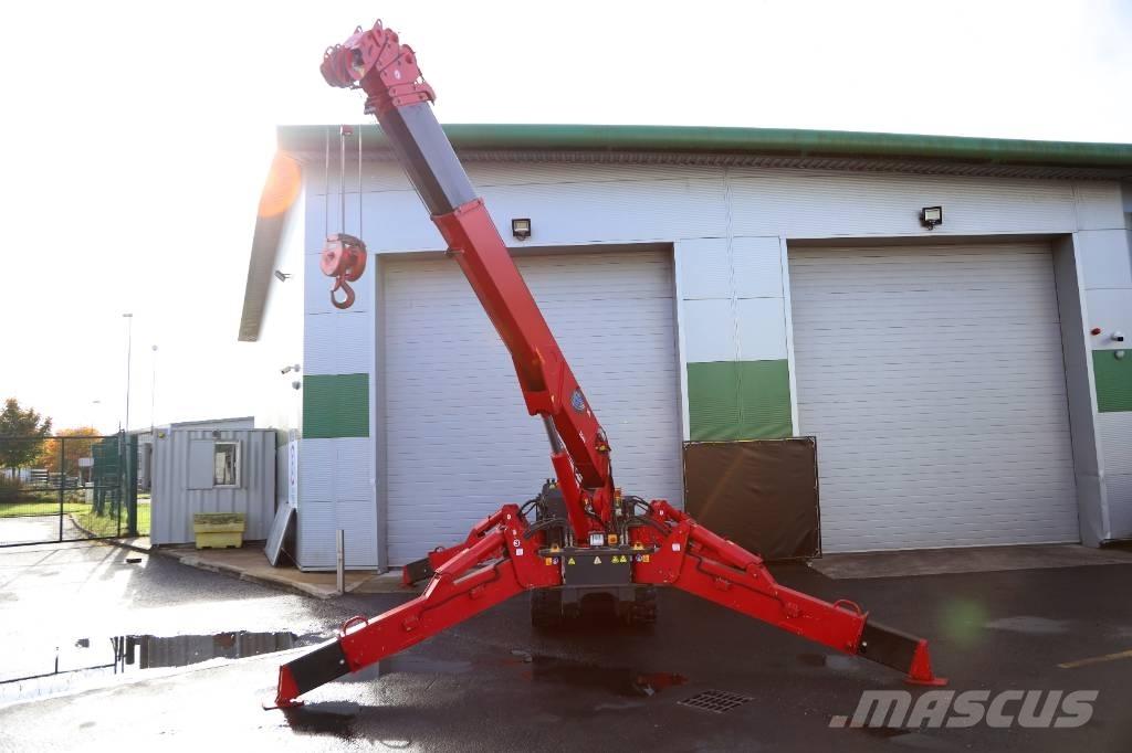 Unic URW-506 Minikrane