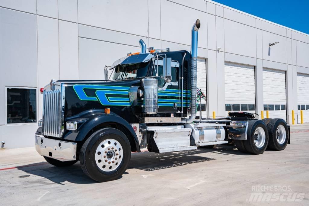 Kenworth W 900 Sattelzugmaschinen