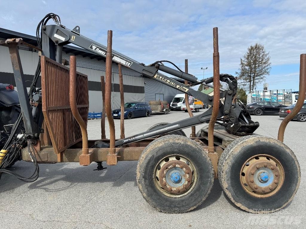Hakki 25+ kärry Krane und Lader