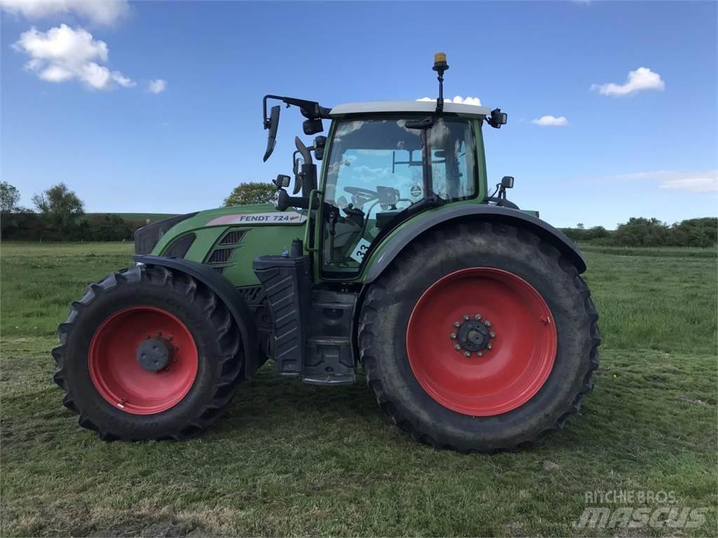 Fendt 724 Vario Traktoren