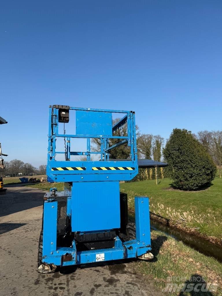 Genie GS 4069 RT Scheren-Arbeitsbühnen