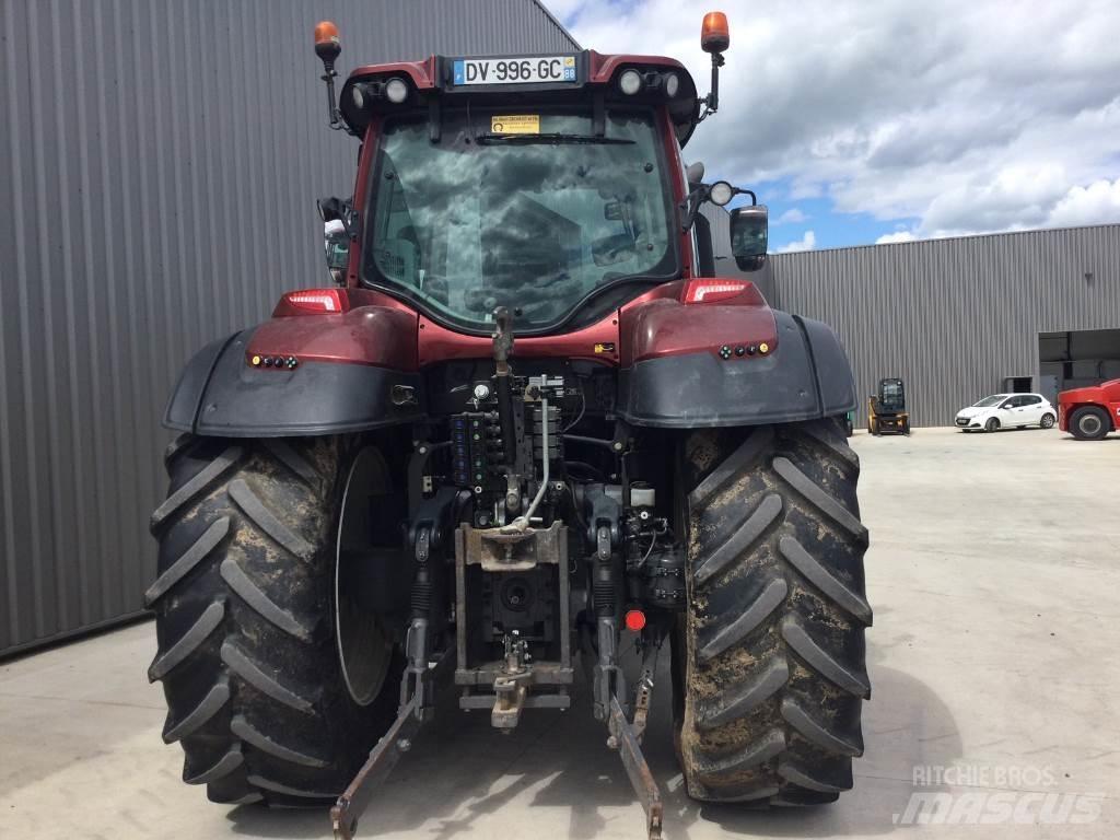 Valtra T194 Traktoren