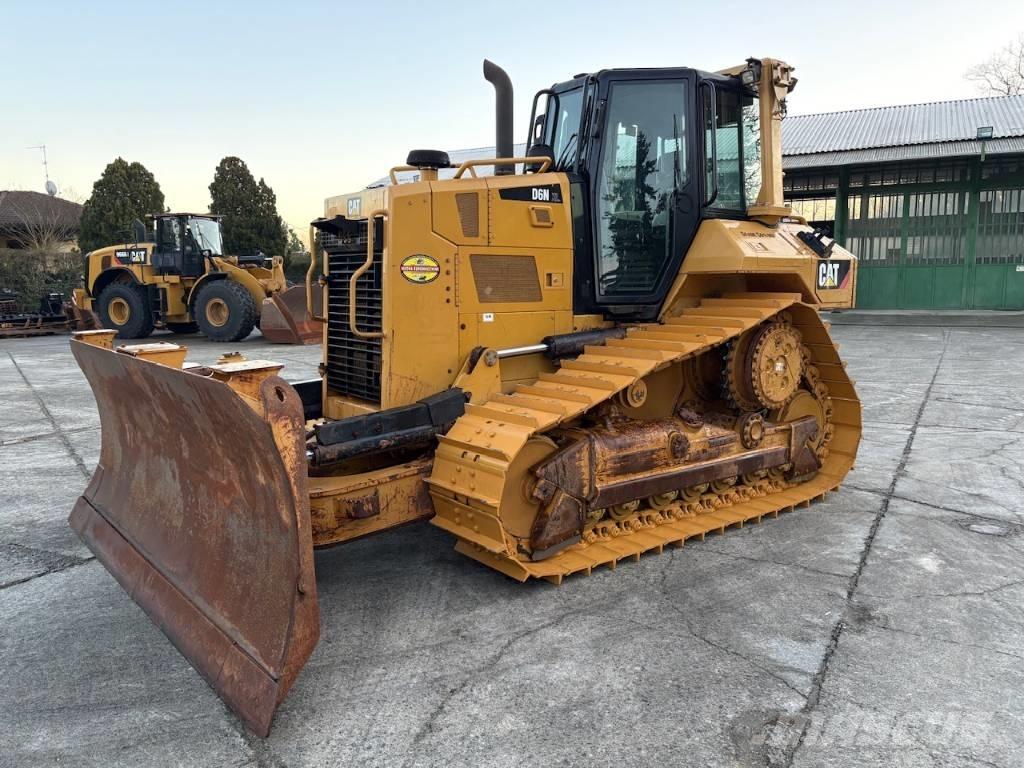 CAT D 6 N XL Bulldozer