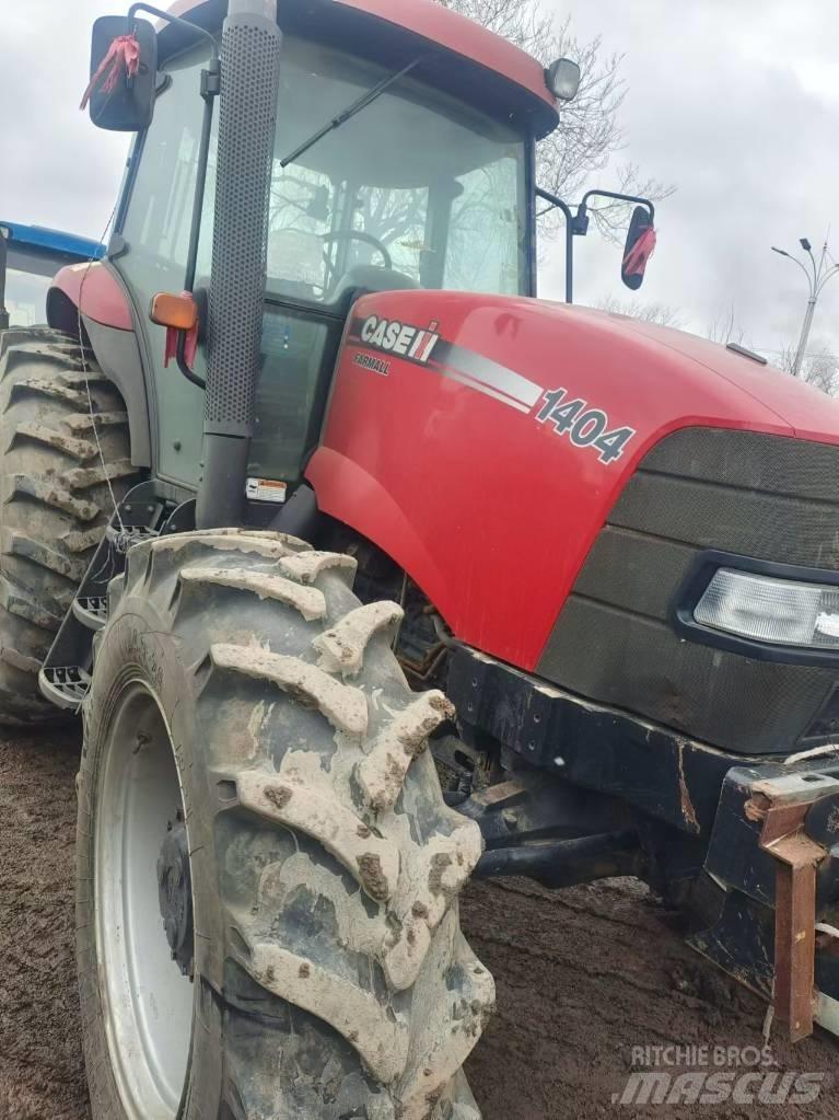 Case IH FARMALL 1404 Traktoren