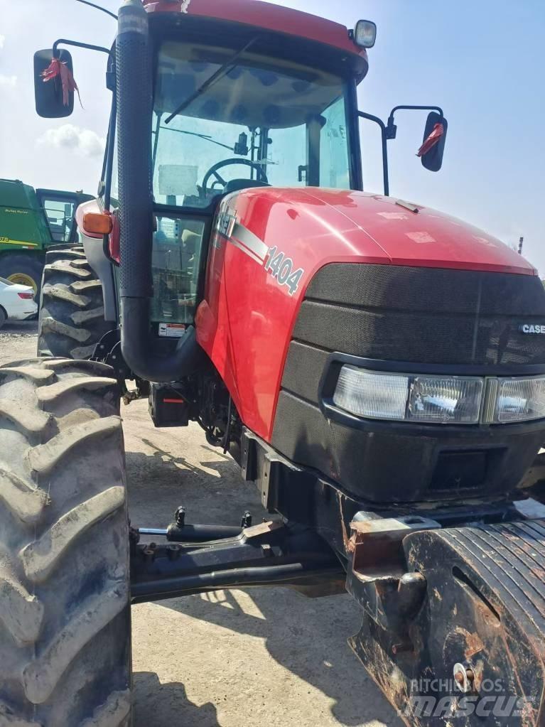 Case IH FARMALL 1404 Traktoren