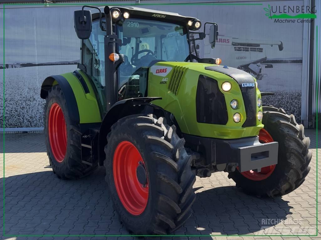 CLAAS ARION 440 Traktoren