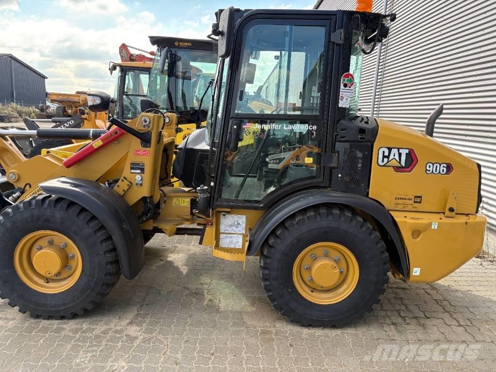 CAT 906 Radlader