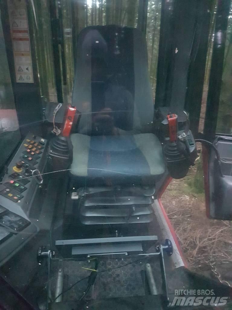 Valmet 921 921 Harvester
