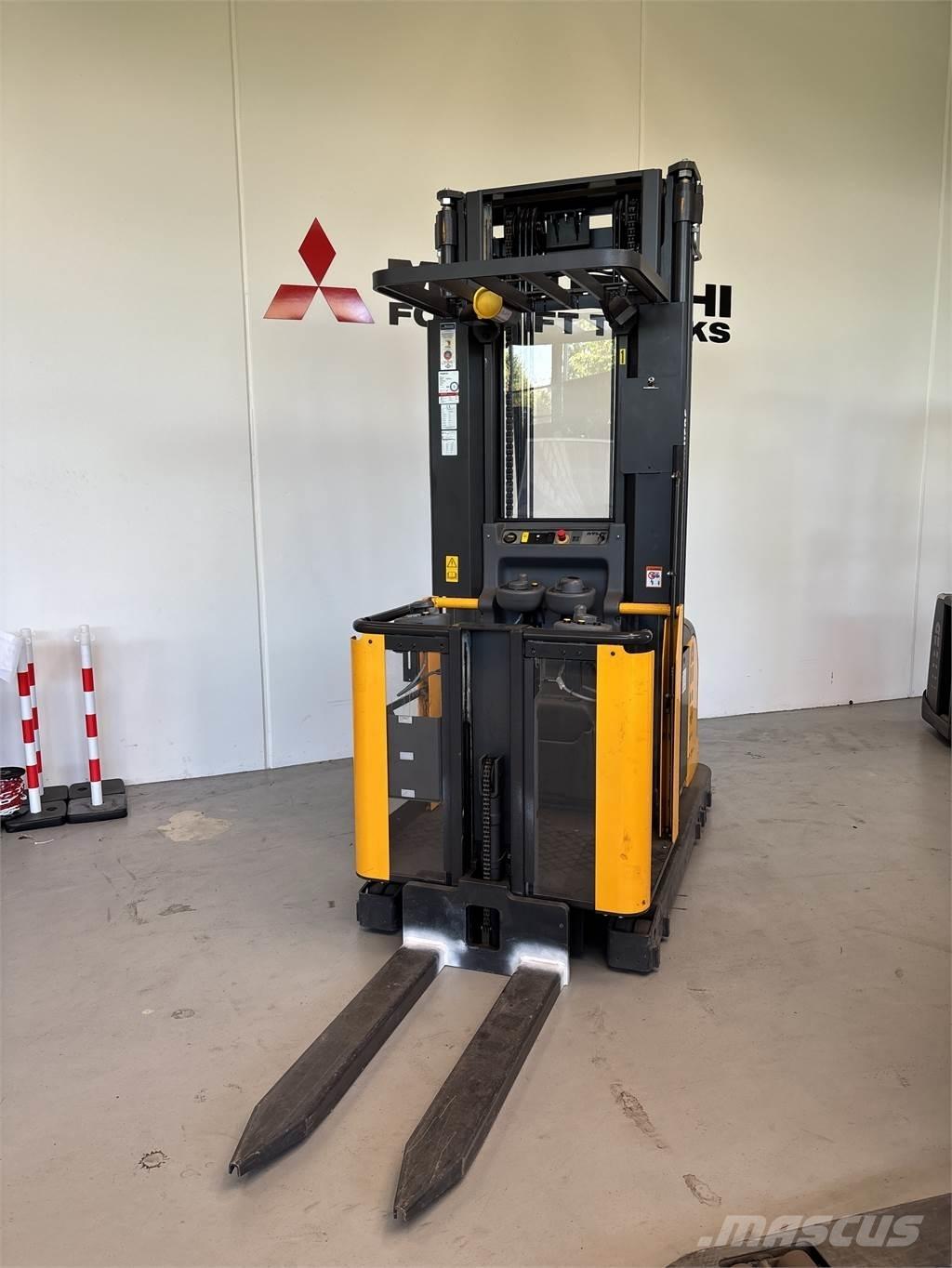 Mitsubishi OPC Schmalgangstapler