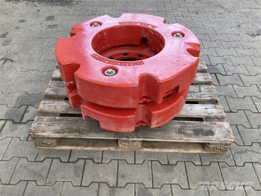 Fendt 2x 300 kg Sonstige Landmaschinen