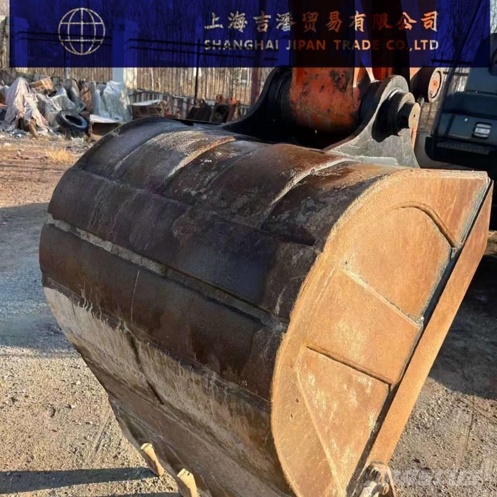 Hitachi ZX 200 Raupenbagger