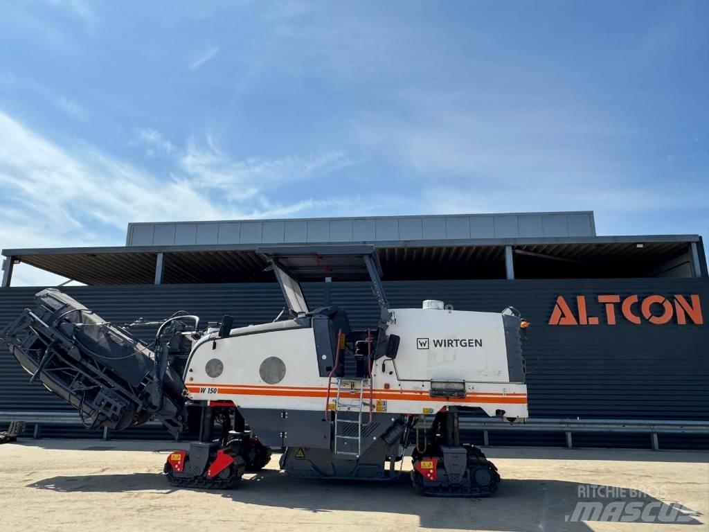 Wirtgen W 150 Asphaltfräsen