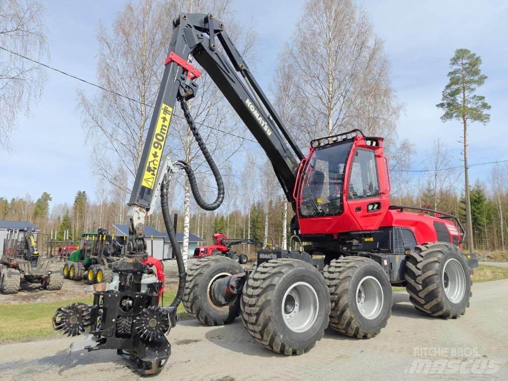 Komatsu 911 Harvester