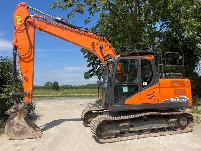 Doosan DX140LC-7 Raupenbagger