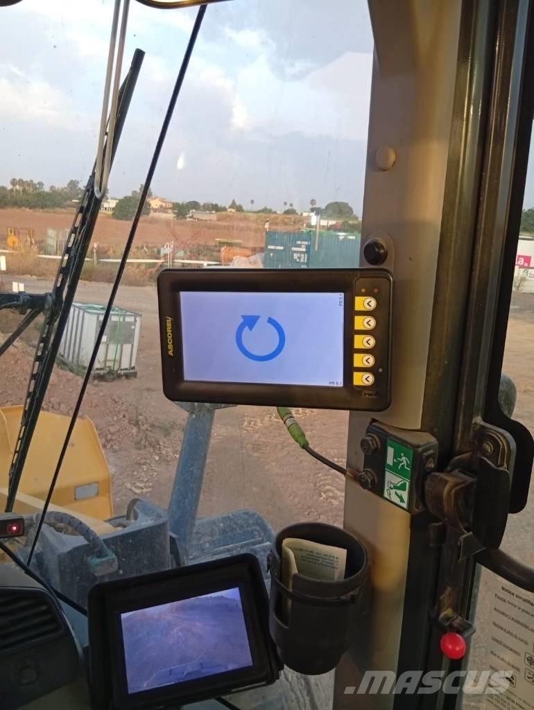 Komatsu WA 380-8 Radlader