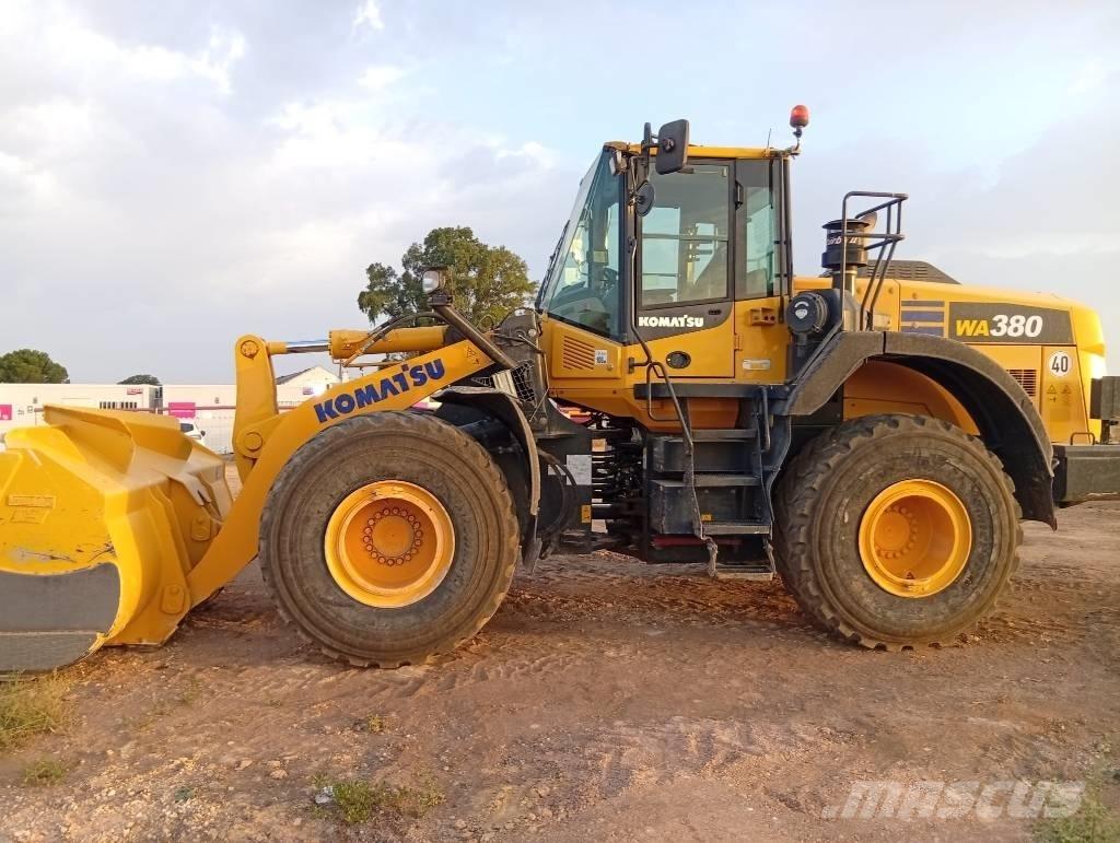 Komatsu WA 380-8 Radlader