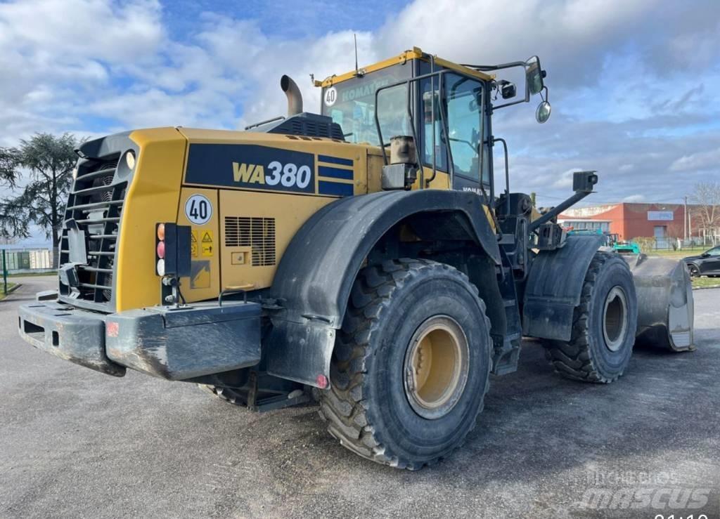 Komatsu WA 380-8 Radlader