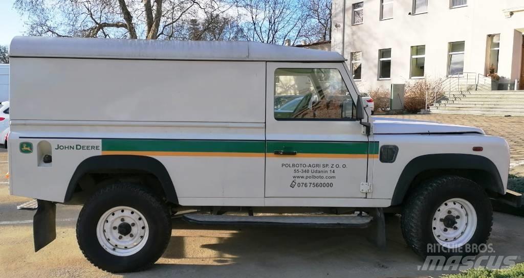 Land Rover Defender PKWs