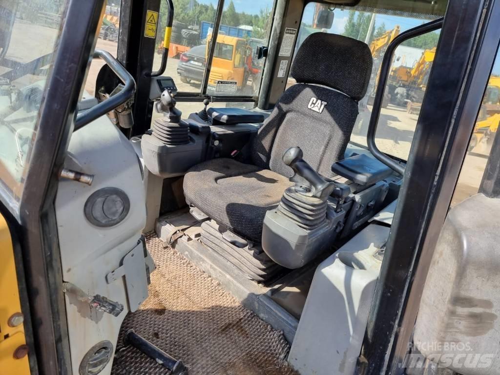 CAT D 6 K LGP Bulldozer