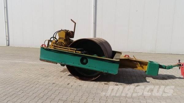 Vibromax W 501 Anhängewalzen