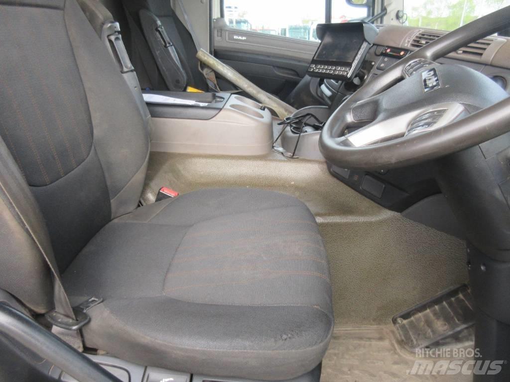 DAF CF450 Pritschenwagen mit Seilwinde