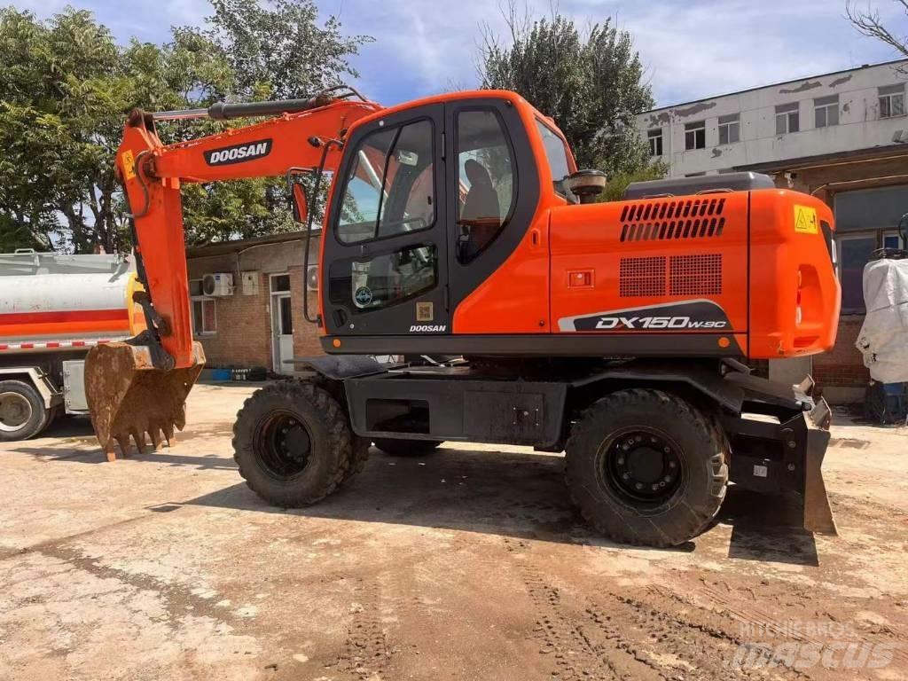 Doosan DH150W Mobilbagger