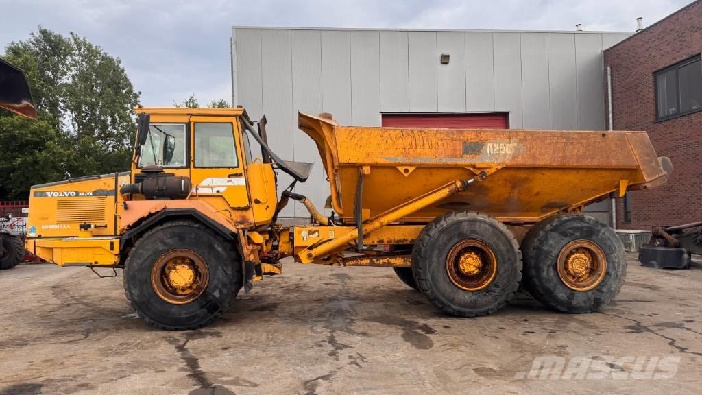 Volvo A 25 C Dumper - Knickgelenk