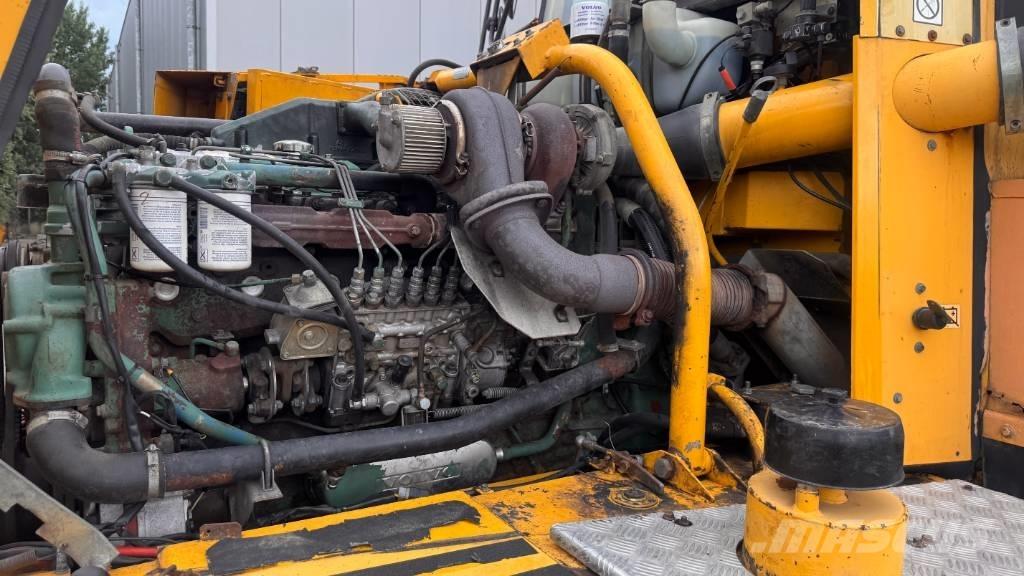 Volvo A 25 C Dumper - Knickgelenk