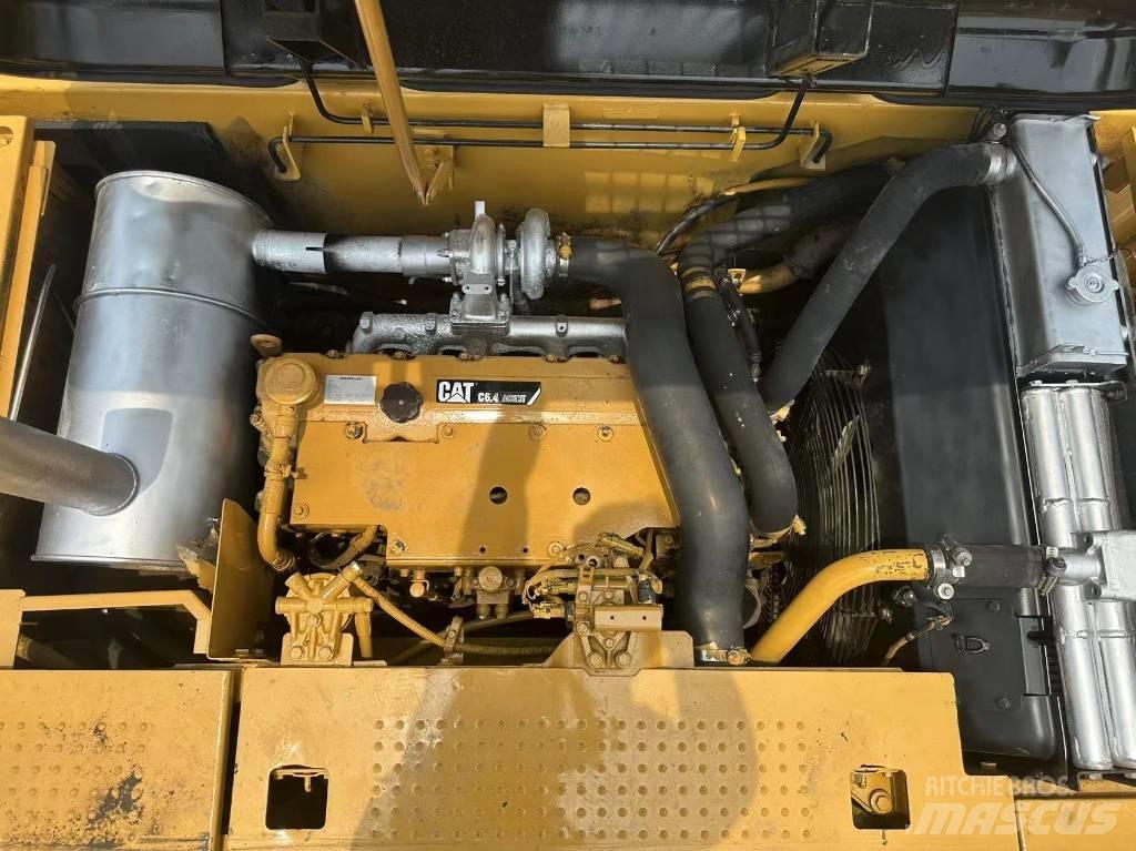 CAT 320 D Raupenbagger