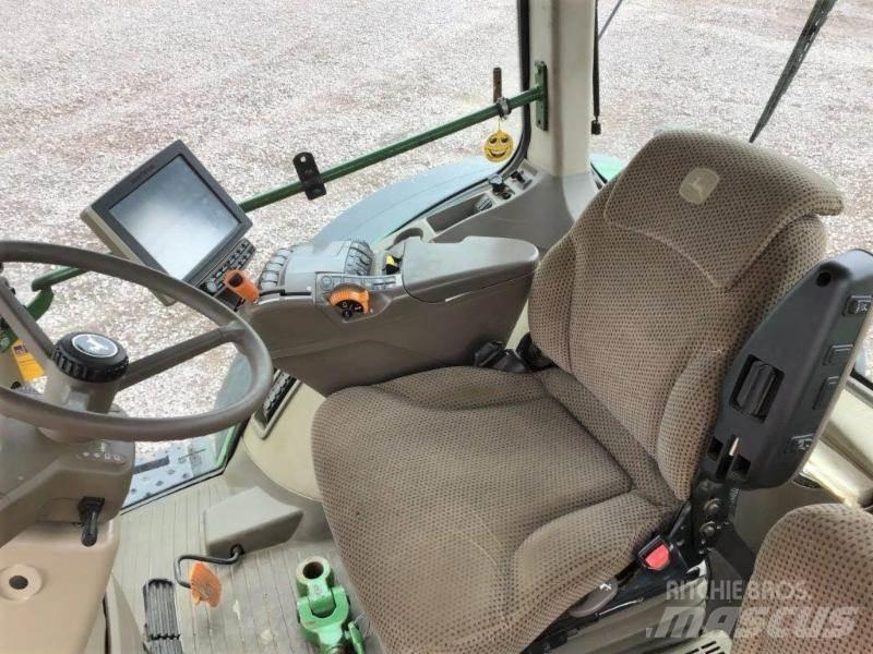 John Deere 8320 R Traktoren