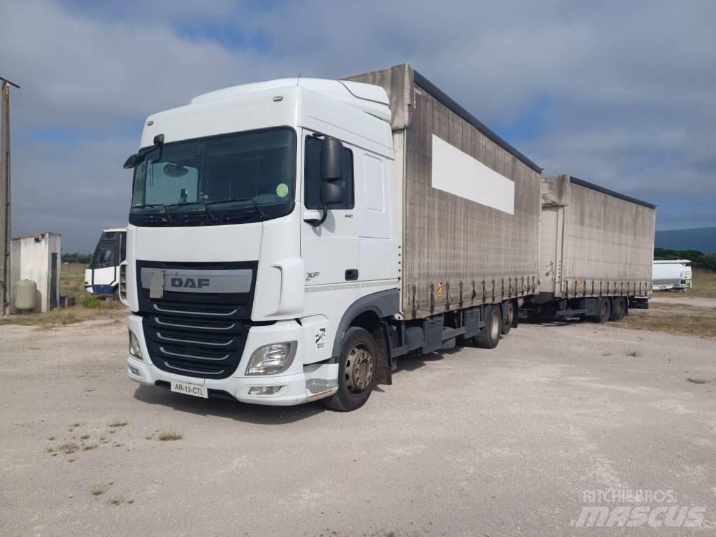 DAF XF 440 Pritsche & Plane