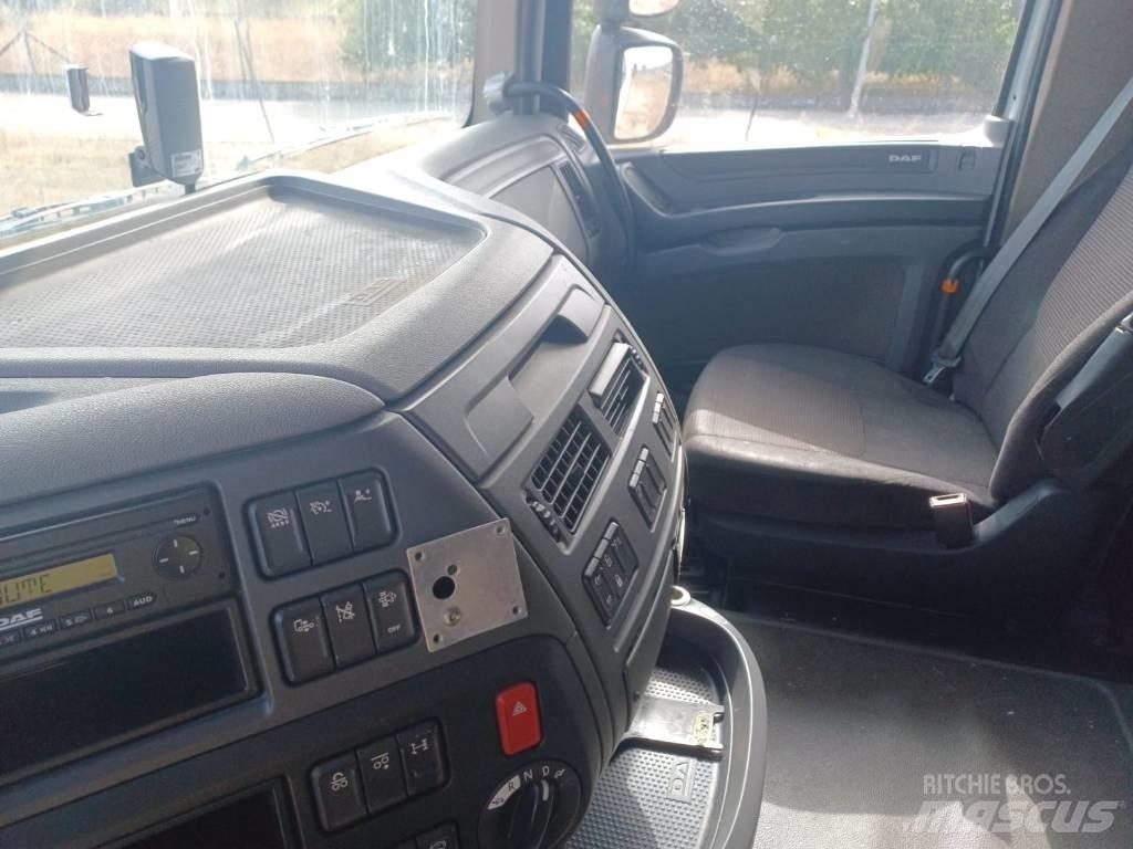 DAF XF 440 Pritsche & Plane