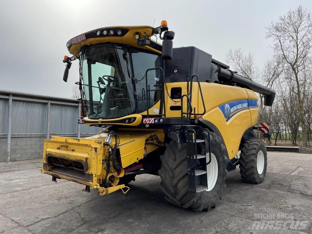 New Holland CX 8.80 Mähdrescher