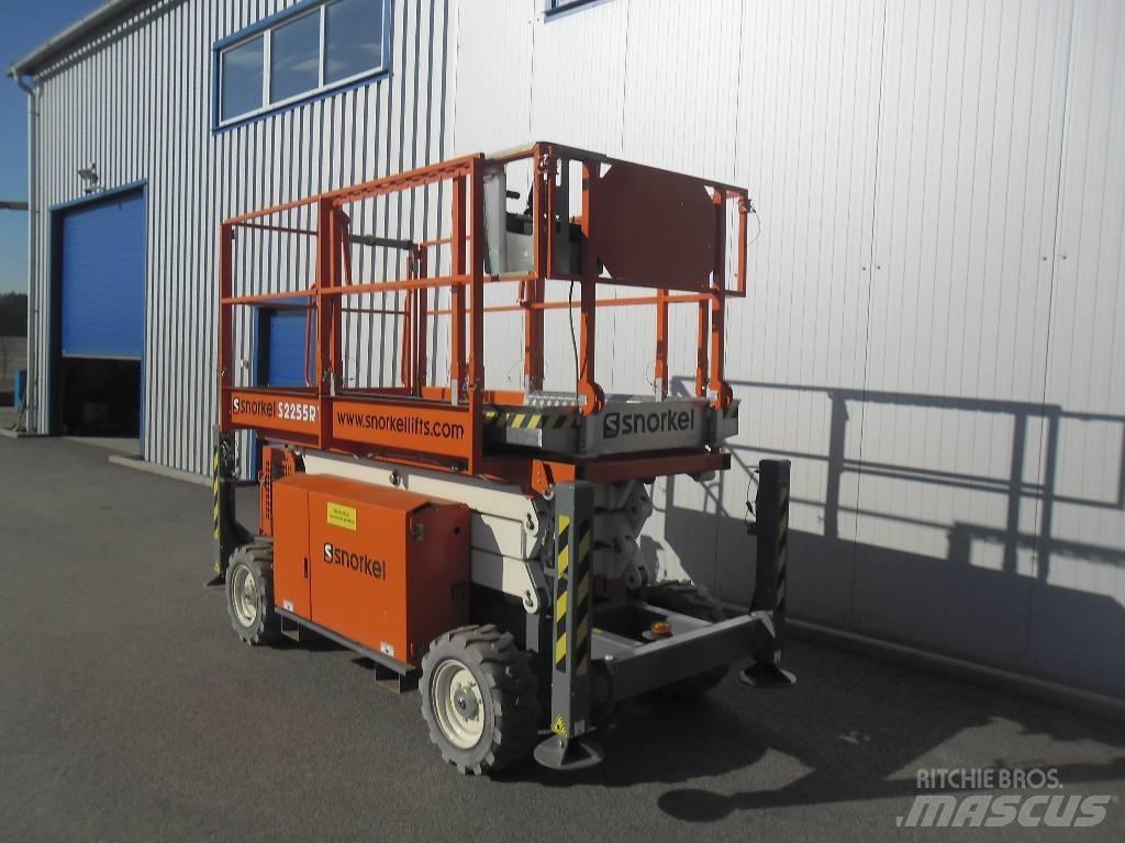 Snorkel S2255RT Scheren-Arbeitsbühnen