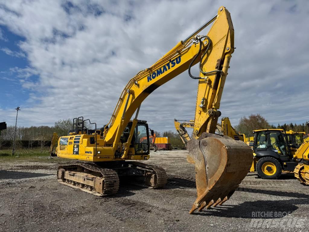 Komatsu HB365LC-3E0 Raupenbagger