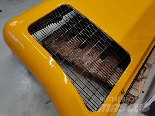 JCB 537-135 bonnet Kabinen