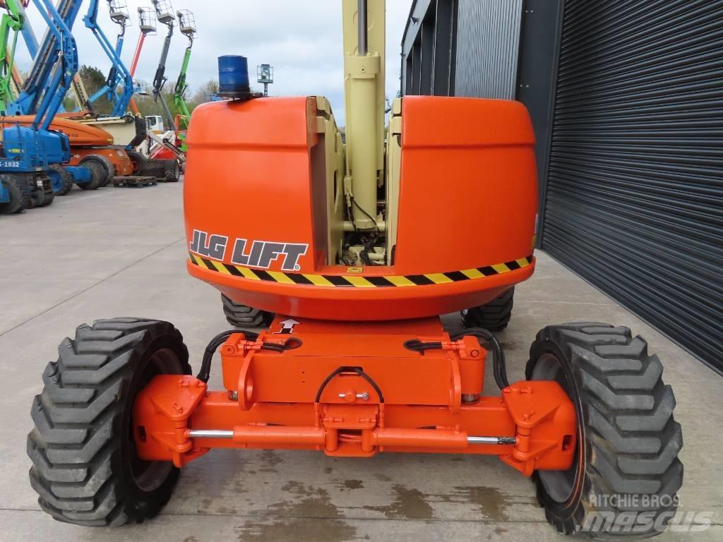 JLG 600 AJ Gelenkteleskoparbeitsbühnen