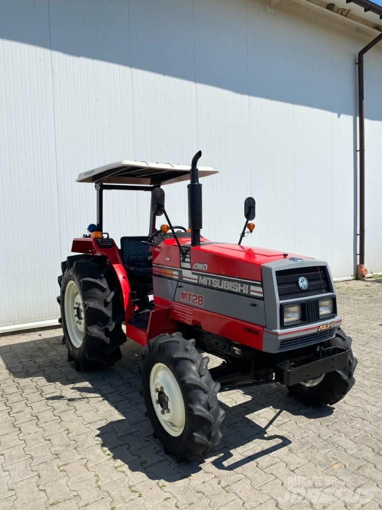 Mitsubishi MT28 Kleintraktoren