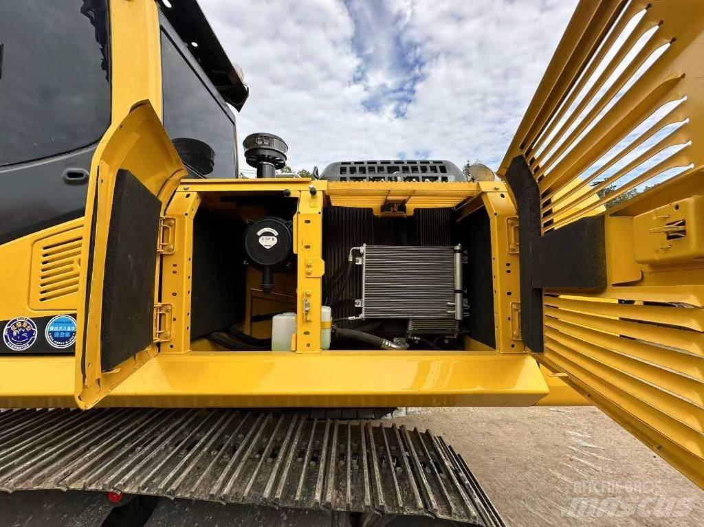 Komatsu PC 220 Raupenbagger