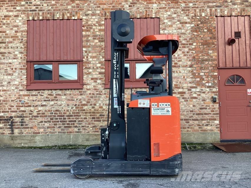BT RRE 160 Schubmaststapler