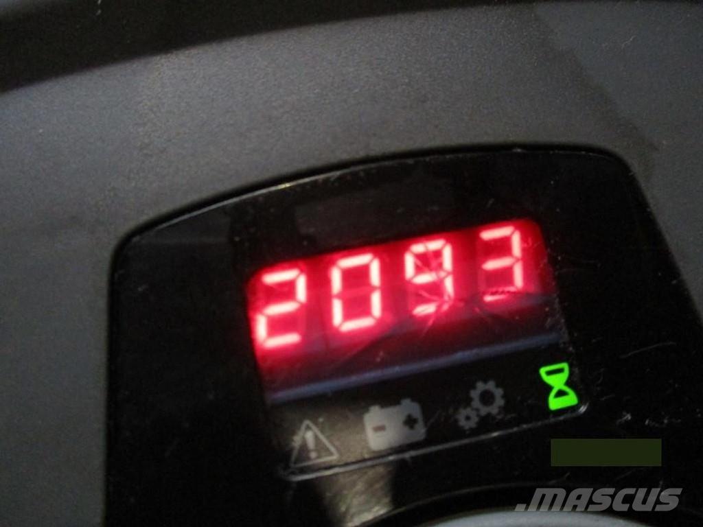 Toyota LPE200 Gabelstapler mit Fahrerstand